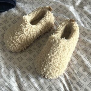 Cozy Fuzzy Kids Slip-on Shoes - 9